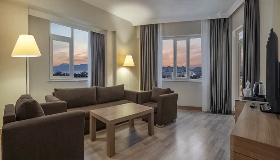 هتل ویندهام گاردن لارا آنتالیا